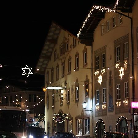 Gasthof Goldene Traube Golling an der Salzach Buitenkant foto